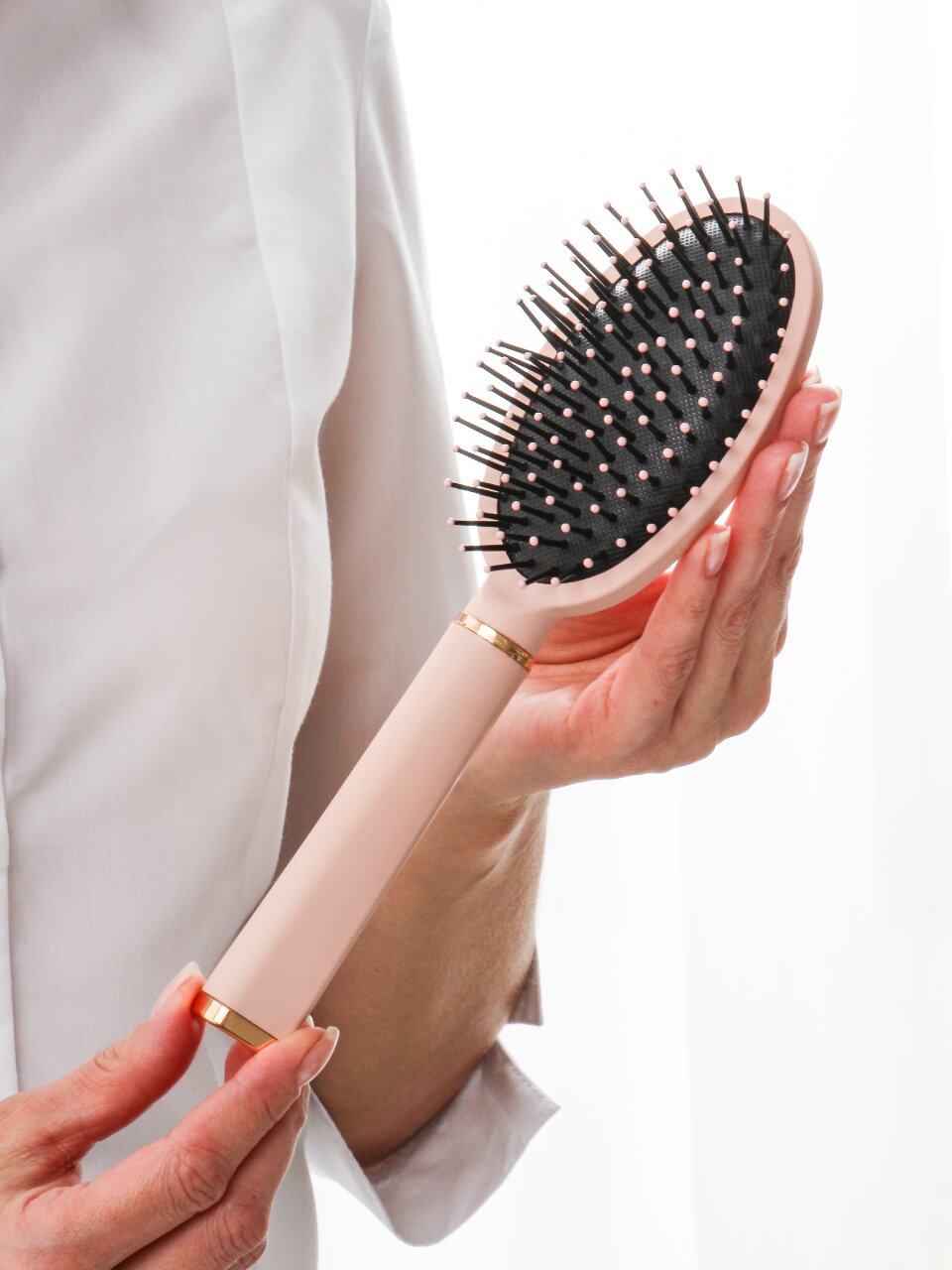 Расческа массажная, 24х6.5 см, пластик, пластиковая ручка, овальная, розовая, A100054