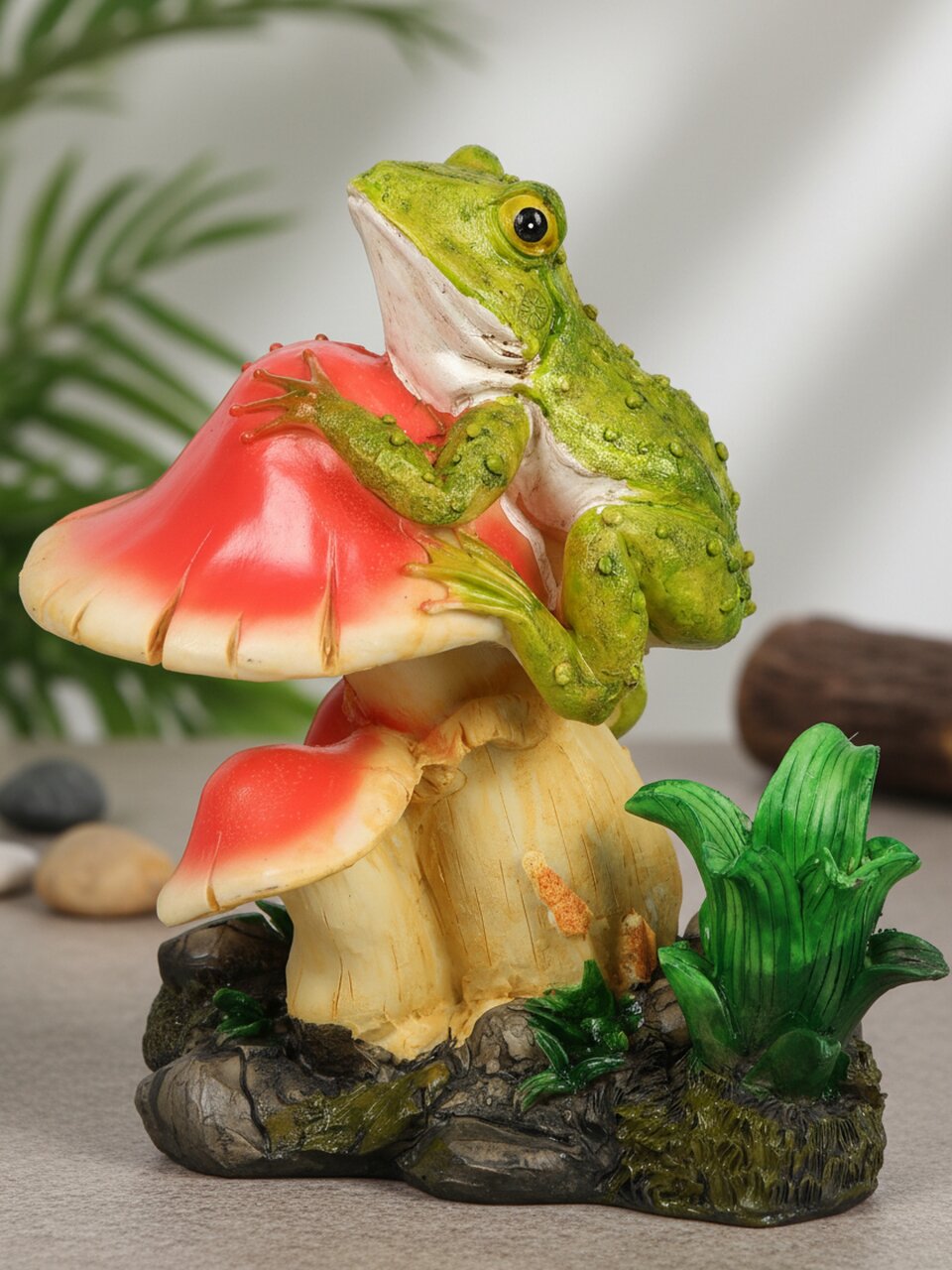 Фигурка садовая декоративная Лягушка с грибочком, 25х20х28 см, полистоун, Y4-11214