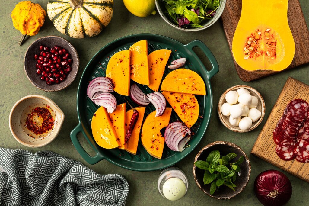 squash-sliced-into-slices-baking-ingredients-autumn-salad-concept-healthy-eating.jpg
