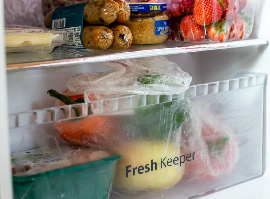 Как устранить неприятный запах в холодильнике: пошаговая инструкция