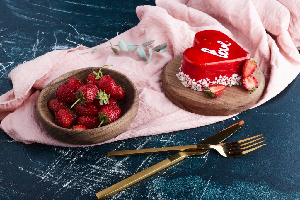 valentine-cake-heart-shape.jpg