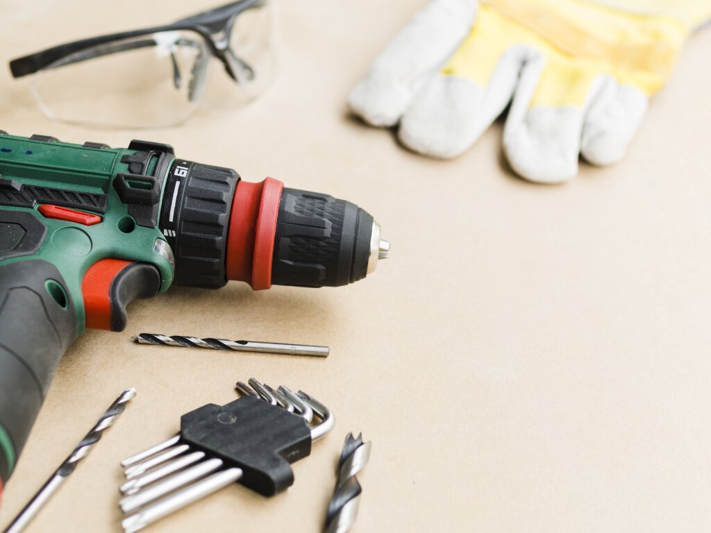 perforator-with-nozzles-near-protection-stuff.jpg