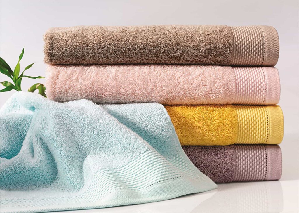 Как вернуть цвет полотенцам