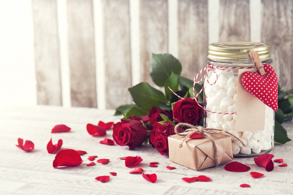 Как выбрать Подарок на День Святого Валентина • Ферия, магазин Белая орхидея