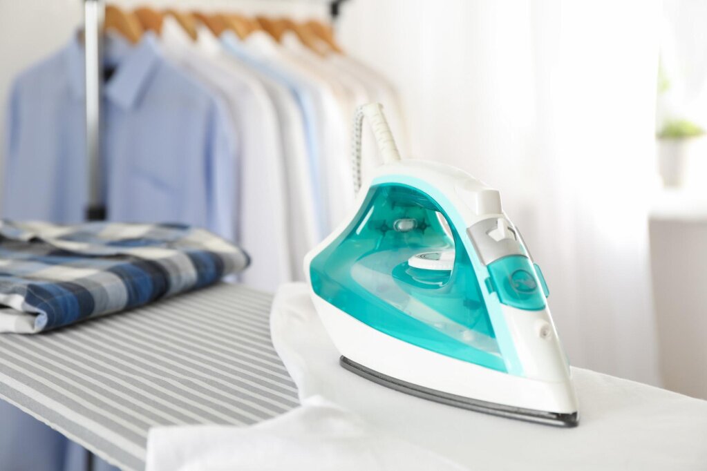 Как почистить утюг в домашних условиях | Philips