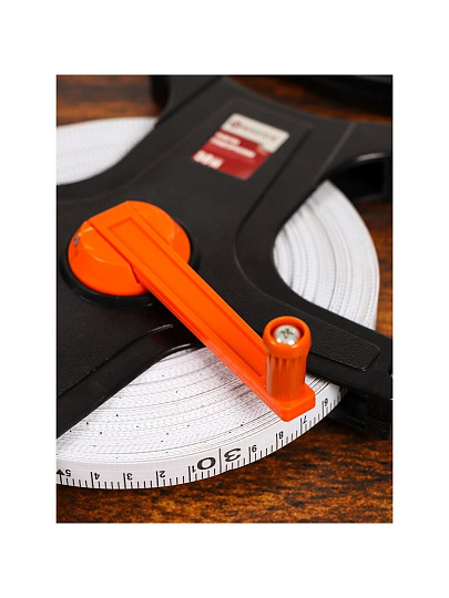 Рулетка геодезическая, 50 м, лента ПВХ, 12.5 мм, лента белая матовая, открытый корпус, Bartex, KM-L12