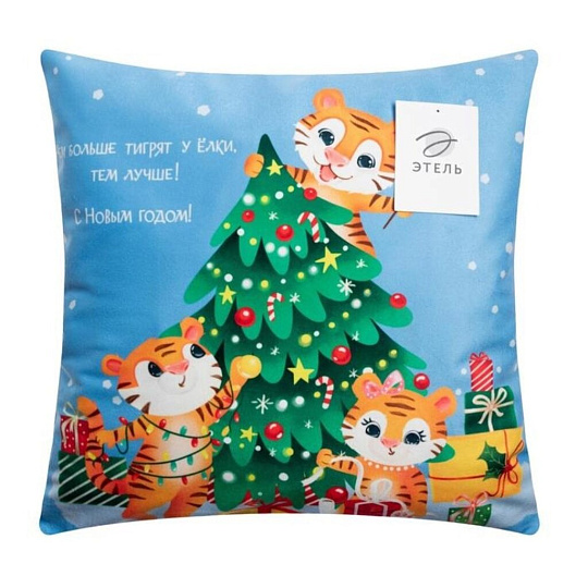 Наволочка декоративная Этель, Тигрята у елки, велюр, 100% полиэстер, 40 х 40 см, 5751318