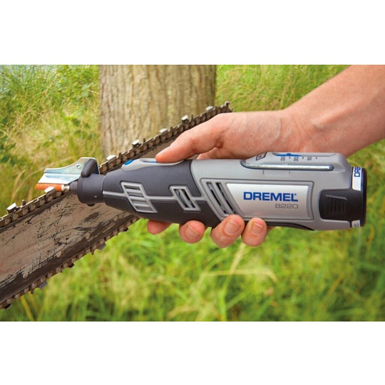 Многофункциональный инструмент Dremel, 8220, аккумуляторный, 2 А.ч, 33000 об/мин, 5 насадок, АКБ, ЗУ
