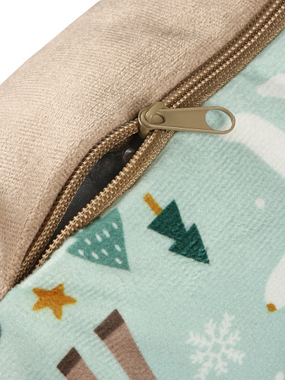 Подушка декоративная 40х40 см, Новый год, Медведи и олени, 100% полиэстер, 322676