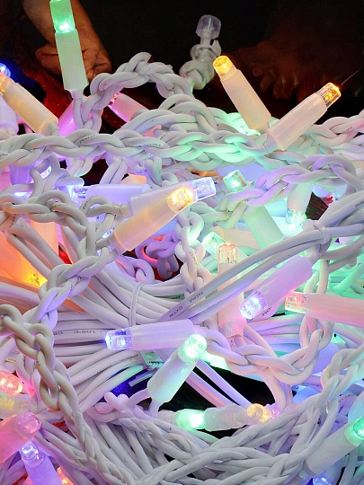 Гирлянда 120 ламп, 3х0.6 м, 1 режим, Бахрома, свет мультиколор, белая, на улице, сетевая, LED