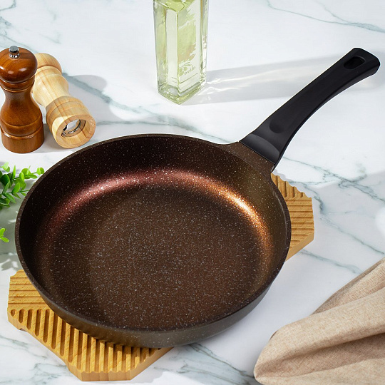 Сковорода литой алюминий, 28 см, антипригарное покрытие, Гурман, Мерцание, розовый рубин, ГМ2801 РР