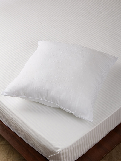 Подушка 70 х 70 см, полиэстер, Bubble, чехол микрофибра, средняя, Майская ночь