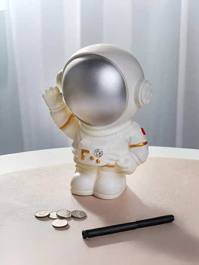 Копилка Космонавт, 17х15х23 см, пластик, A240038