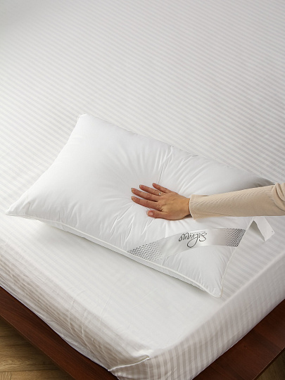 Подушка 50 х 70 см, Лебяжий пух, чехол тик, на молнии, Silvano, ПЛП-57