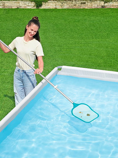 Набор для чистки бассейна сачок, щетка, дозатор, тест-полоски, ремонтный набор, ручка 161 см, Bestway, 58794