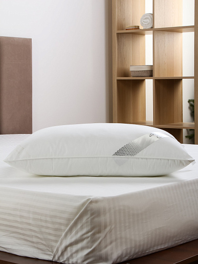 Подушка 70 х 70 см, Лебяжий пух, чехол тик, на молнии, Silvano, ПЛП-77