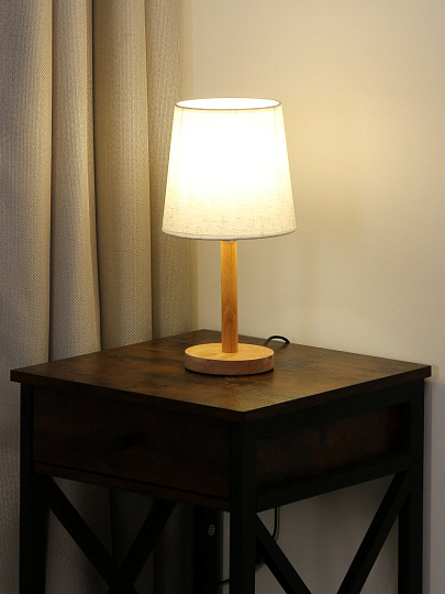 Светильник настольный на подставке, Е27, 60 Вт, абажур белый, A010110, дерево