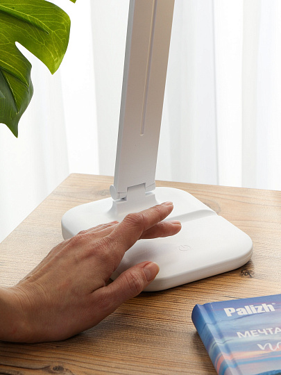 Светильник настольный на подставке, 3 Вт, белый, абажур белый, A100086, USB+аккум+ЗУ