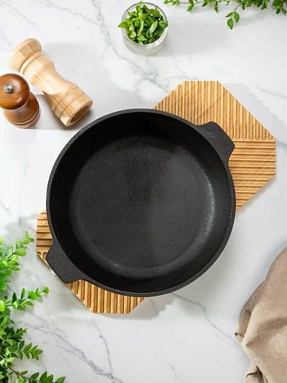 Жаровня чугун, 24 см, с двумя ручками, Гурман, DavrMetall, индукция