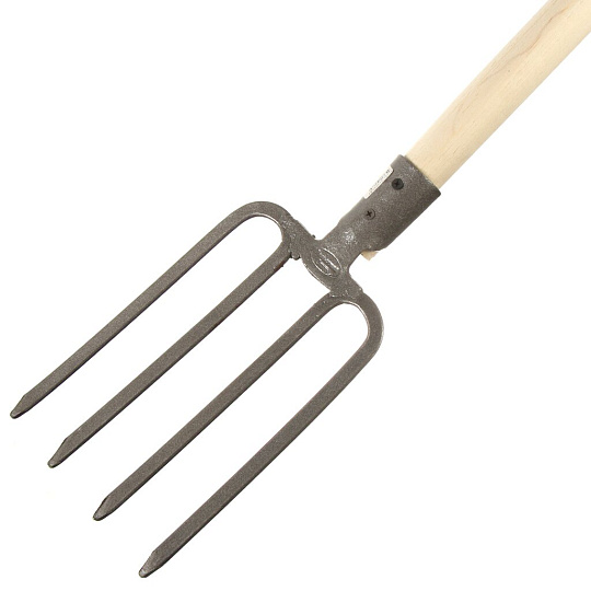 Вилы садово-огородные, четырехрогие, черенок деревянный, кованные, 1 сорт