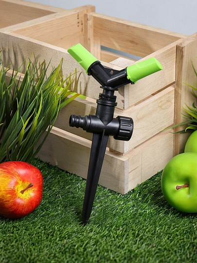 Разбрызгиватель двухлепестковый, на ножке, вращающийся, быстросъемный, Grandy, JS-2223