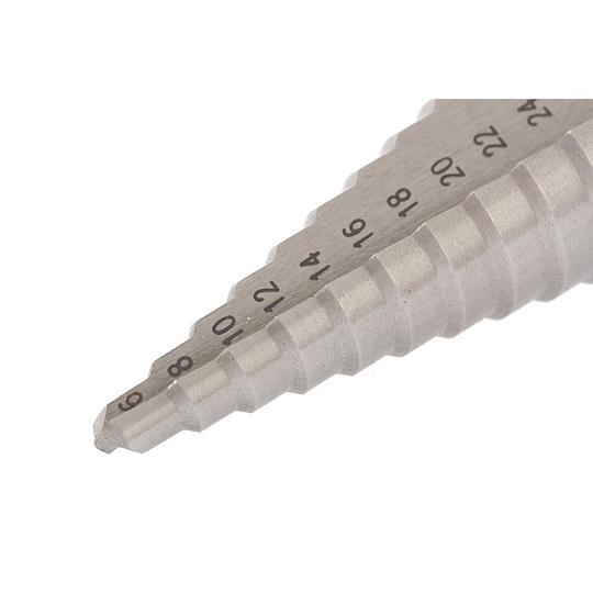 Сверло ступенчатое, 6-8-10-12-14-16-18-20-22-24-26-28-30мм, Р6М5, трехгр. хвостовик, Барс, 72362