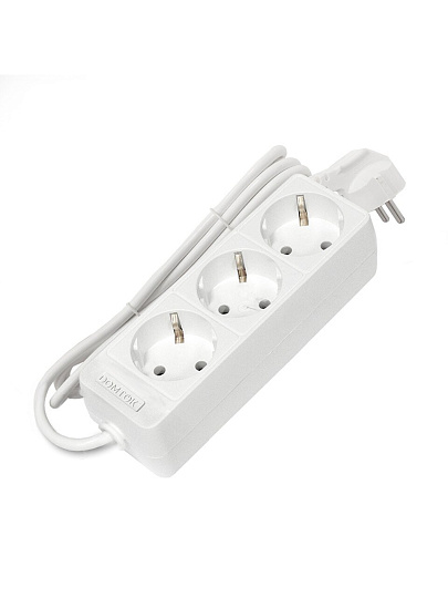 Удлинитель бытовой 3 гнезда, 1.5 м, ПВС, 3х0.75 мм², с заземлением, 2200 Вт, Domtok, 2373