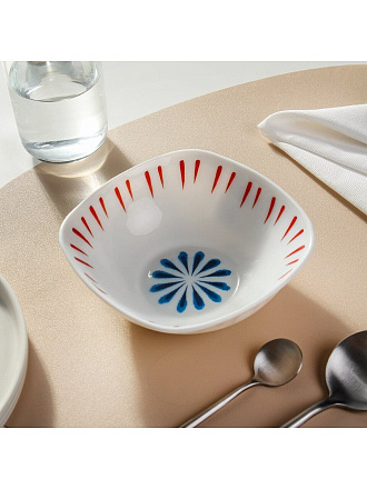 Салатник стеклокерамика, квадратный, 14х5 см, 0.4 л, Кассиопея, Daniks