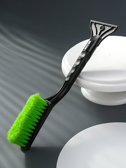 Щетка для снега 40 см, со скребком, Tornado, AD-0499