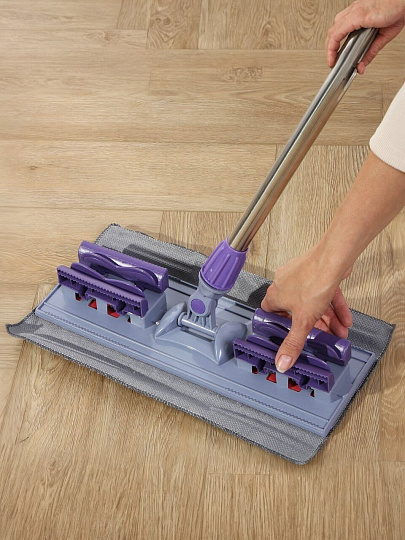 Швабра со сменными салфетками микрофибра, 120х35х12 см, телескопическая ручка, фиолетовая, A260089