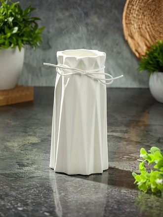 Ваза керамика, настольная, 18 см, Оригами, A060236, 9х7.5х18 см, белая