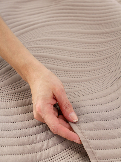 Покрывало евро, 220х240 см, 100% полиэстер, стеганое, Silvano, Модерн, беж