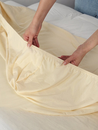 Простыня евро, 180х200х20 см, 100% хлопок, трикотаж, 120 г/м2, на резинке, Silvano, Кремовый, ПТр180*200