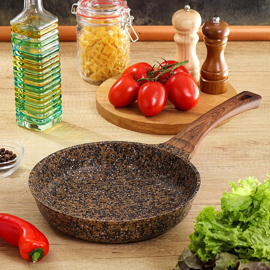 Сковорода алюминий, 24 см, антипригарное покрытие, Гурман, Granite Gold, ручка под дерево, ГМ2401 ГГ