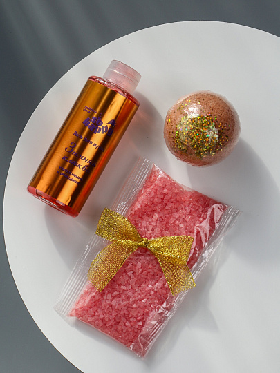 Набор бурлящих шаров для ванны So Happy holiday time, Пряные ягоды, 370 г