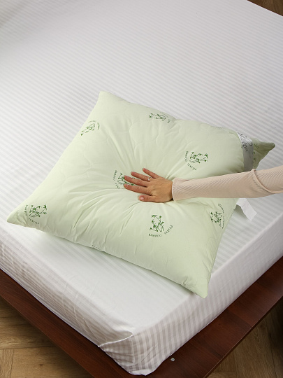 Подушка 70 х 70 см, лебяжий искусственный пух, Бамбук, тик, 100% хлопок, Silvano, ПБ-77ЛП