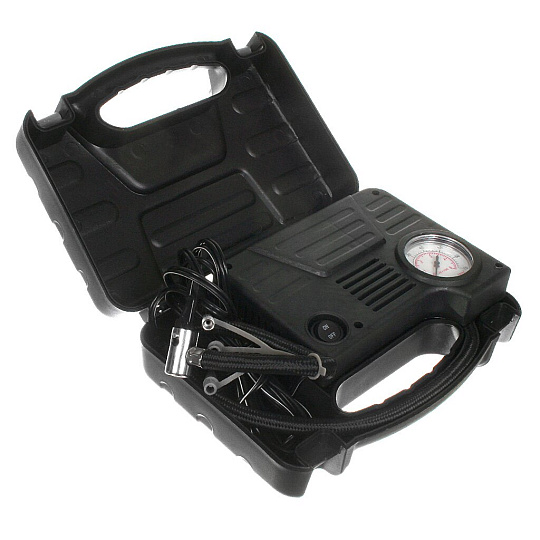 Компрессор автомобильный Runway, RR047, 10 л/мин, 12 В, 17.2 атм, 144 Вт, к прикуривателю, с манометром, кейс, RR047