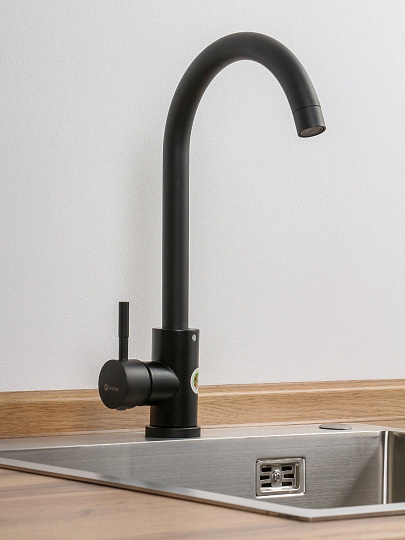 Смеситель для кухни, Juguni, с картриджем, черный, 0411.010