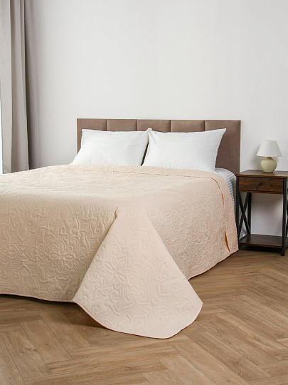 Покрывало евро, 240х220 см, 100% полиэстер, стеганое, Silvano, Ультрасоник Вензель, кремовое