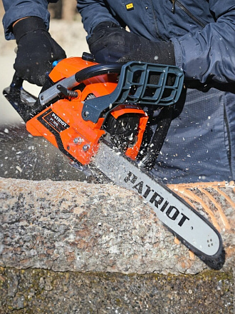 Пила цепная бензиновая, Patriot, 2 л.с., 1500 Вт, длина шины 40 см, шаг цепи 3/8 дюйм, 57 звеньев, PT3816