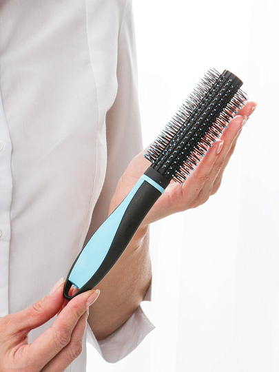 Расческа брашинг, 23х4 см, пластик, черно-голубая, A100045
