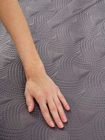Покрывало 2-спальное, 200х180 см, 100% полиэстер, стеганое, Silvano, Ультрасоник Геометрия, мокрый асфальт