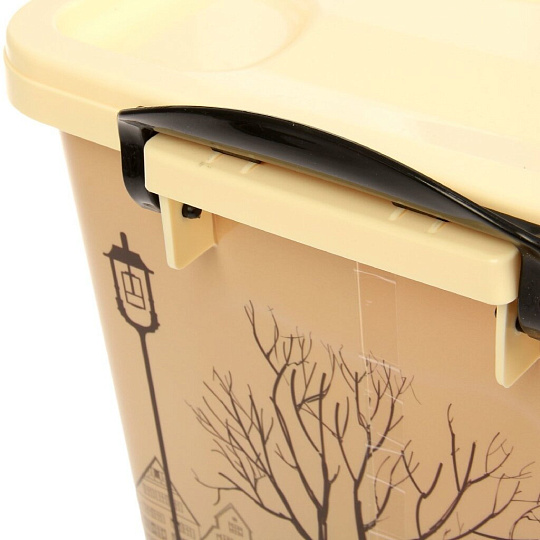 Контейнер хозяйственный 35 л, с крышкой, слоновая кость, Росспласт, №6 Уличное кафе, РП-117