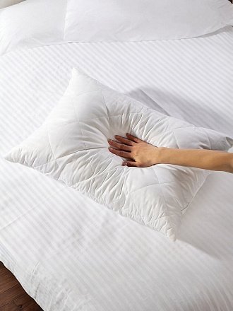 Подушка 50 х 70 см, Файбер 100% полиэстер, чехол 100% полиэстер, средняя, Майская ночь