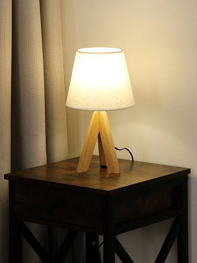 Светильник настольный на подставке, Е27, 60 Вт, абажур белый, A010107, дерево