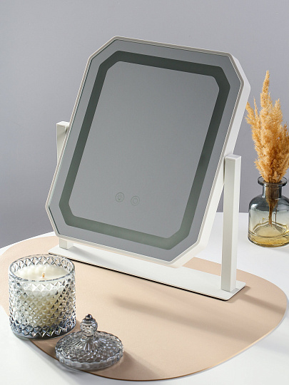 Зеркало настольное, 30х25 см, с подсветкой-лента, Y4-11343